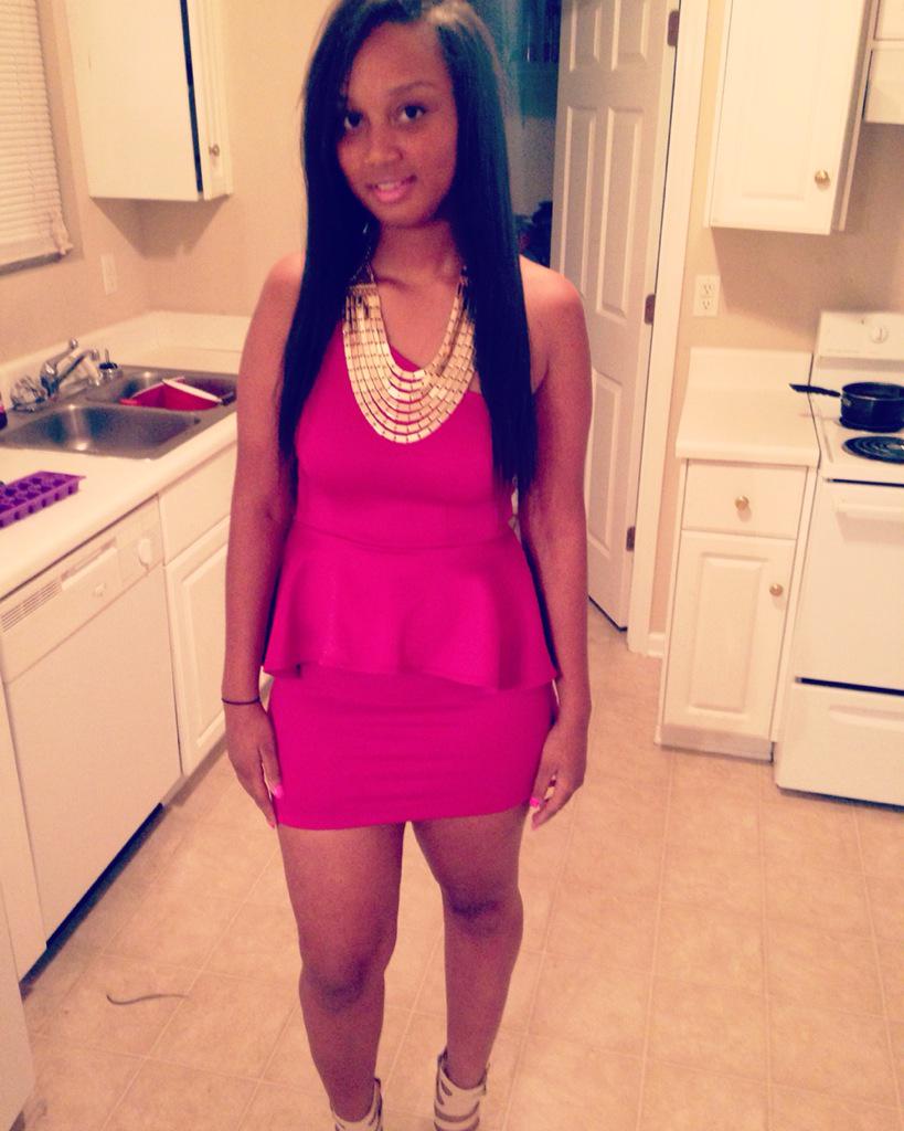 ItsKemoni_Bissh's tweet image. Before I go without a sack, I swag pack
I spoiled my bitch and now, she actin' like a brat💁🙋
#FlyHighTRE👼👑