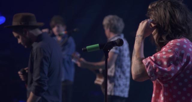 WhyLarryIsReal's tweet image. i am burning alive. my larents