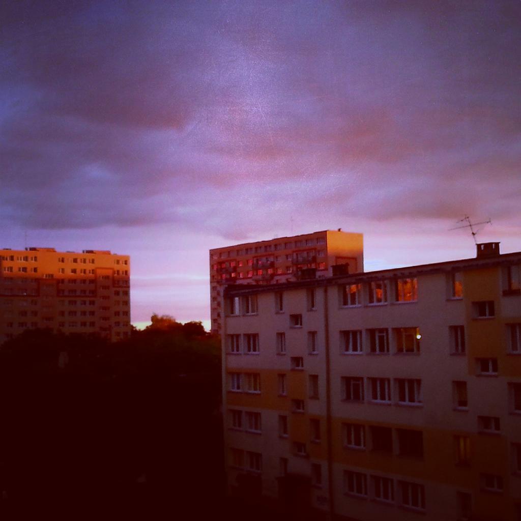 ChrisAndryszek's tweet photo. This is the place where i live #lodz http://t.co/gUV9Tb8xJW