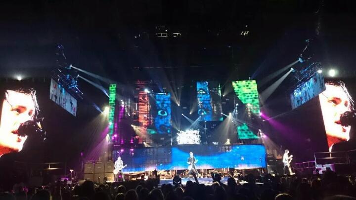 SWIFTH0LIC13's tweet image. #ROWYSOSEATTLE #HERESTOROWYSOMEMORIES