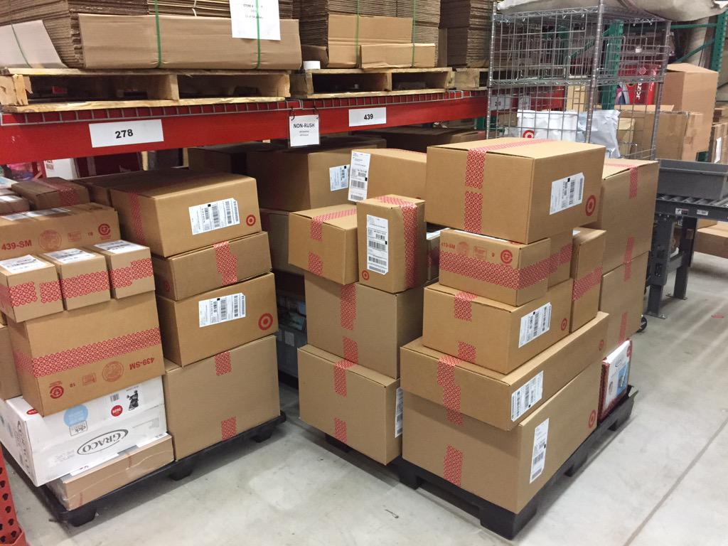 Very successful Launch Day for Enhanced Ship From Store! 89 orders picked and packed. <a href="/BrittanieRudin/">Brittanie Rudin</a> @AmbHussain2