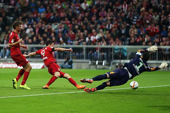 ChampionsLeague's tweet photo. Lahm: "But you have to remain critical: Lewandowski could have grabbed seven tonight... he missed two big chances!" http://t.co/luzIOXmtJQ