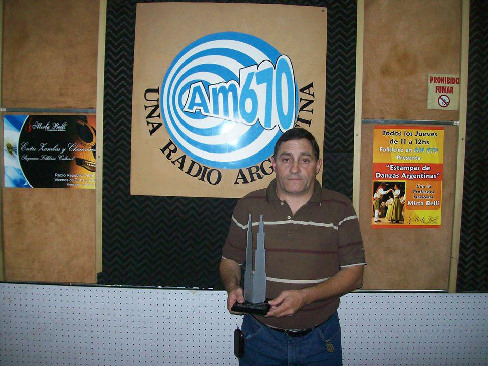 Torrisi670's tweet photo. AM 670 -  Al aire Sueños de Primera y Algo Mas - http://t.co/Xf4BCZQsP2 
Conduce - Daniel Torrisi http://t.co/IBpwpXzlya
