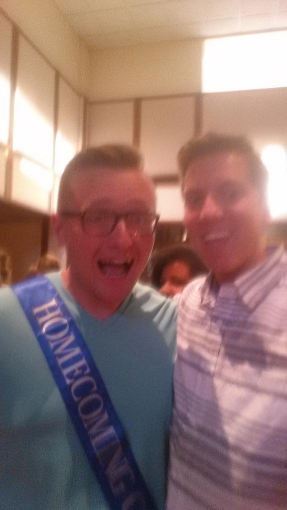 nzlamore's tweet photo. This picture may be blurry, but the choice is clear! Vote Drew Horn for Homecoming King! @BUPhiDelt @HocoHorn http://t.co/3ZDmORdP83