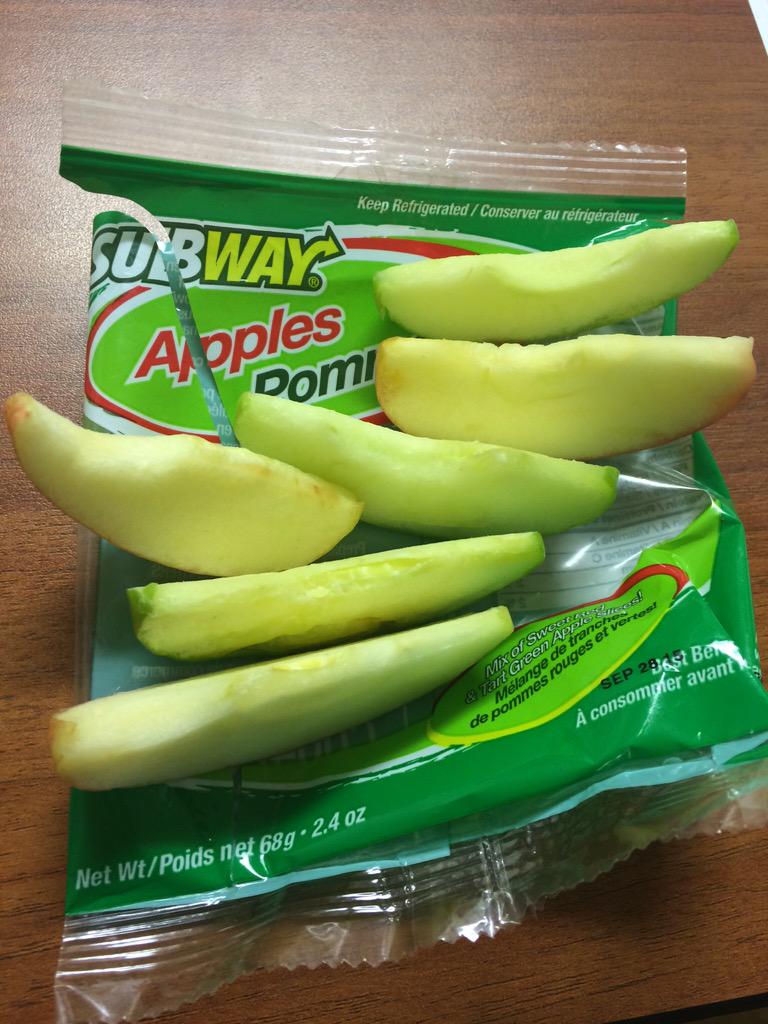 Meltdowndan's tweet photo. @Meltdowndan: @SUBWAY's "fresh" #apples going on 4days &amp; still look tasty!?#GMOapple #antiGMO #radiation #eatfresh? http://t.co/dr9XM9PYPW