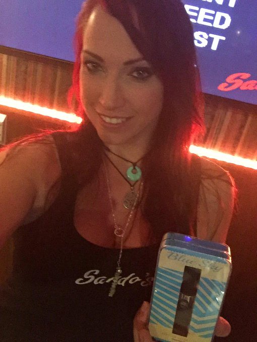 Oh yes! @BlueSkyVapors!! http://t.co/zK4ts8PbIe<a class="tags" target="_blank" title="On Twitter" href="/?out=eyJ0eXAiOiJKV1QiLCJhbGciOiJIUzUxMiJ9.eyJpYXQiOjE3MjEzNTQ5NjUsImlzcyI6InR3cG9ybnN0YXJzLmNvbSIsIm5iZiI6MTcyMTM1NDk2NSwiZXhwIjoxNzUyODkwOTY1LCJyZWRpcmVjdF91cmwiOiJodHRwczovL3R3aXR0ZXIuY29tL0JsdWVTa3lWYXBvcnMifQ.CAAUNSaaEd9g_LcqYOiOPG0MA9USubTNxCTtqu2E5DaaG5aQHaA4uMXZohzXd0lIMehtvVHwGO108zFkmFMv6Q">@BlueSkyVapors</a><a href="/tag/psk"class="tags"><span>#psk</span></a>