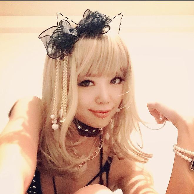 LINE公式Blog更新しました〜 紅音ほたる オフィシャルブログ : 限界まで盛った女② http://t.co/2bxarZyue2 http://t.co/cm6Rmlmrjn