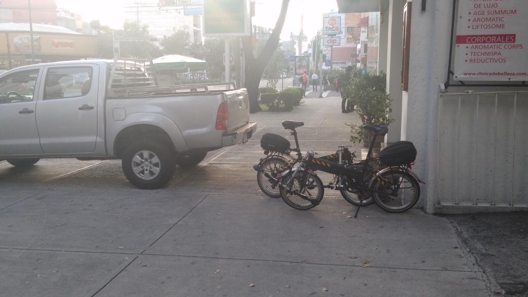 No importa tu medio de transporte, #LaBanquetaSeRespeta y el peatón siempre va primero!! #VisiónCeroYA
<a href="/VisionCeroYA/">Coalición VisiónCero</a>