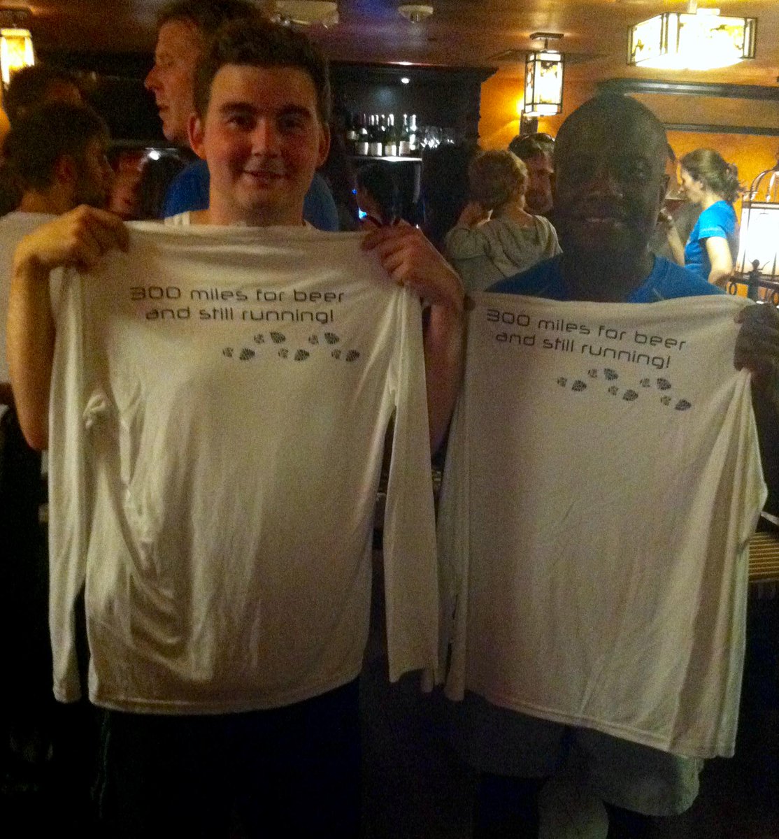 SRC_Runners's tweet photo. 70 SRCr's on a fabulous running night! 7 newbies. Two 100 shirt recipients, Doug G. and Bryan P., a 200 run for Txu M http://t.co/S3hl1nxoLO