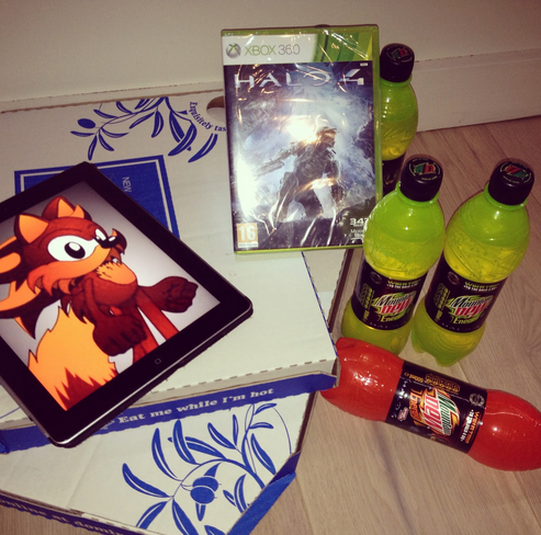 digitalfox_'s tweet photo. How time flies... #DigitalFox #GoodTimes #MountainDew http://t.co/HH76ZQxmEK