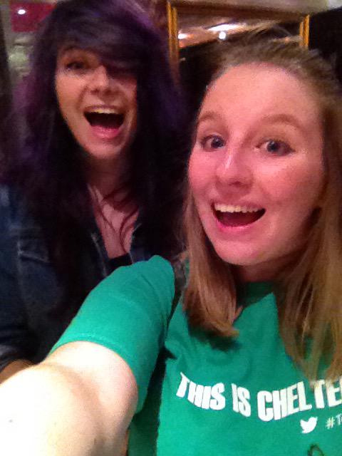 chlodiggityy's tweet photo. T-shirt tour was ace #TeamGlos #Kitchen3 http://t.co/Cy0kc7eDEs