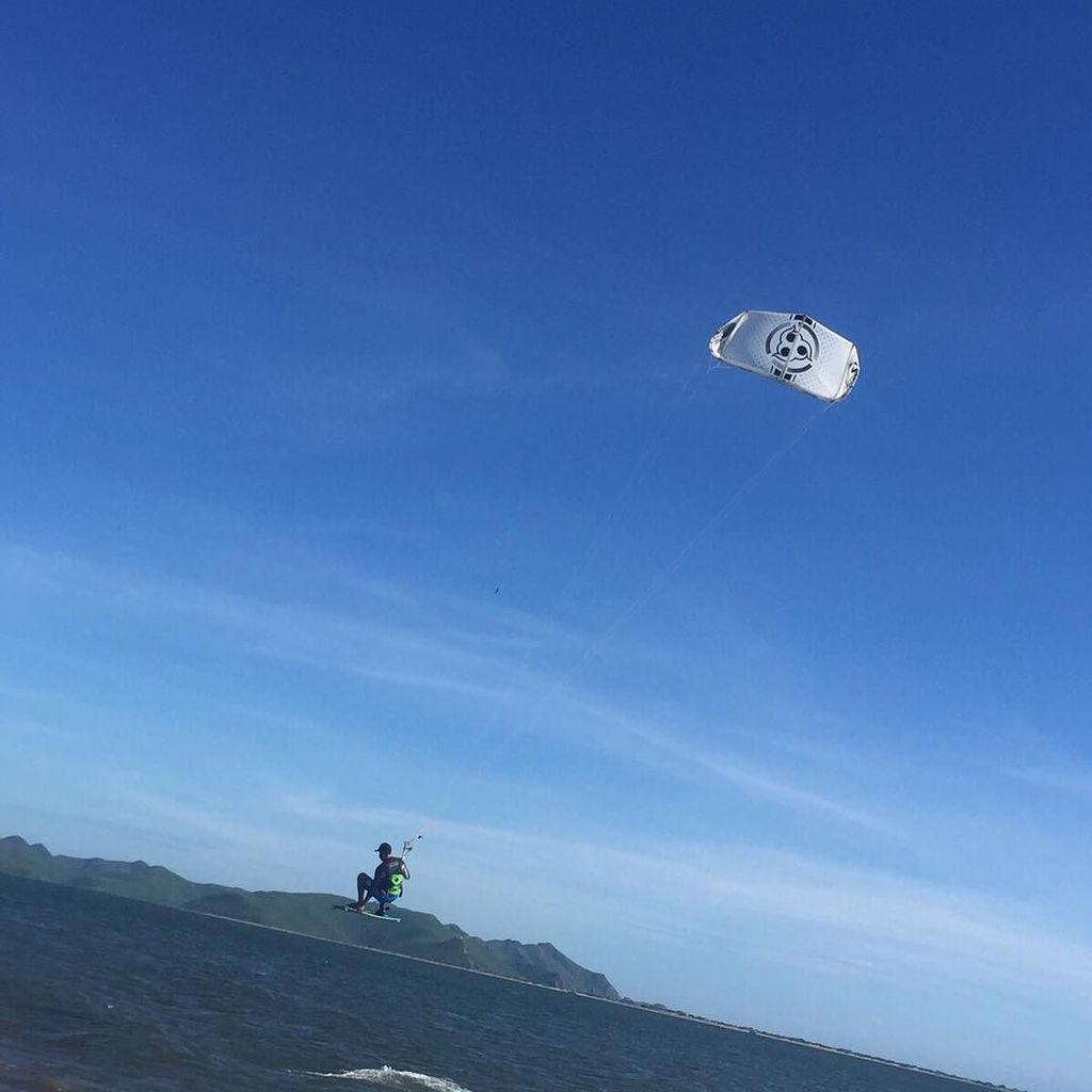 LosMochisNews's tweet image. #loopit #kiteloop #kitemexico #kiteboarding #modalidadbeachclub #beachclubmaviri #bcm #wainmanhawai #boss #maviri #…