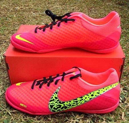 bandarfutsal's tweet photo. NIKE ELASTICO FINALE II
Artikel = 580457-670
Harga Resmi = 1.290.000
Harga Promo = 1.065.000 http://t.co/cRrirM1hYx