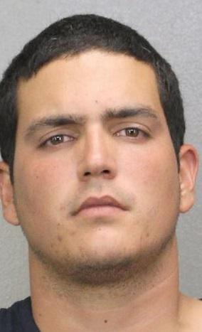 Homem mata a namorada após ela dizer o nome do ex durante sexo. glo.bo/1G17Zje