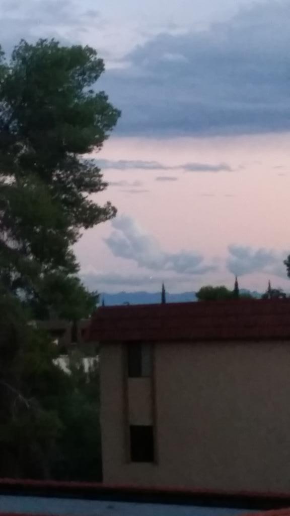 conscioustheo's tweet photo. They are defiantly here, talking to me!!!! Eye in the sky! #Disclosuretime! @aprilritchey @nakedshortkilla http://t.co/qk7faF5rG4