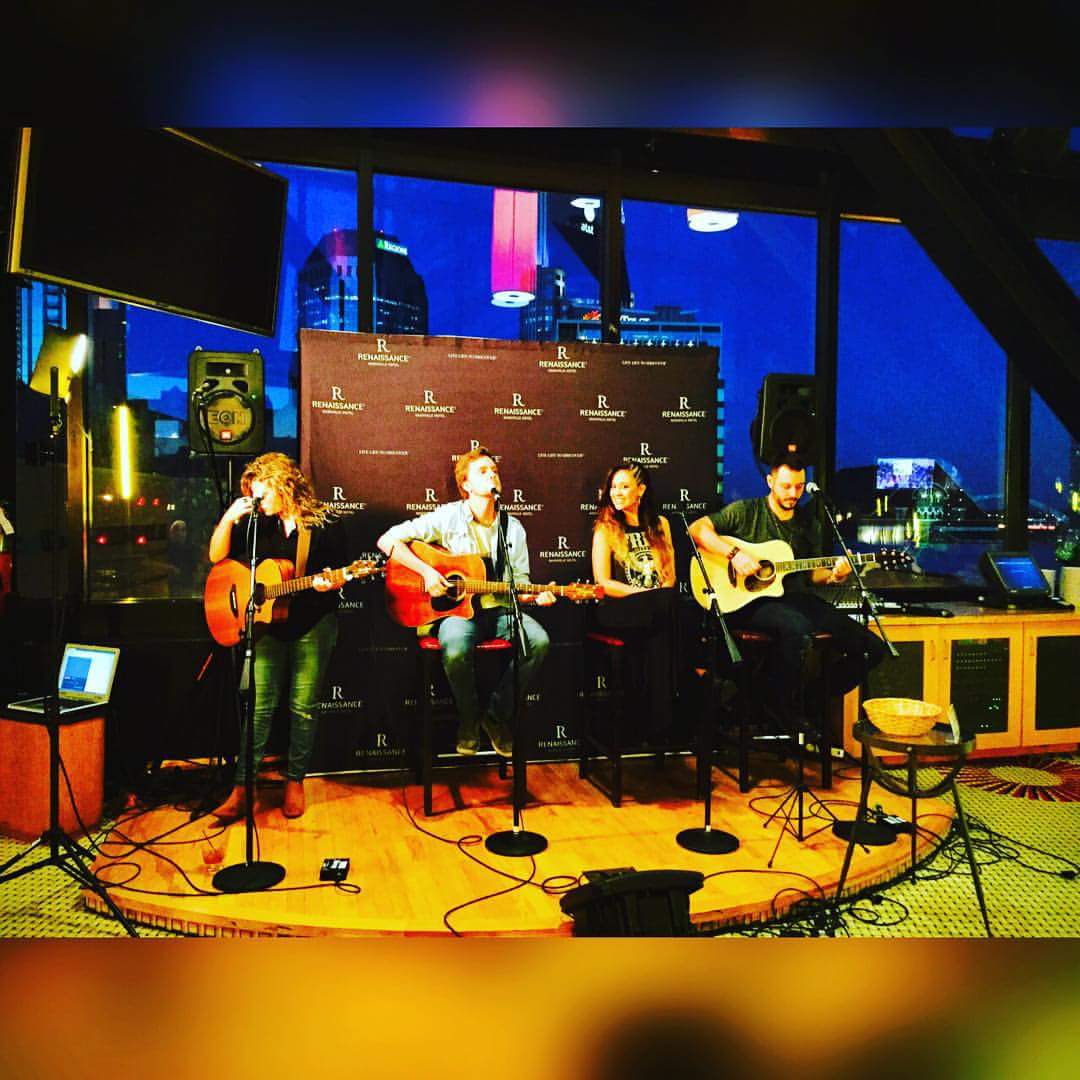 CharNicols's tweet photo. Great night! Thank you to everyone who came out! Photo cred: @rachelledavis #writerround @RenaissanceNash http://t.co/ByBbFKsDsR