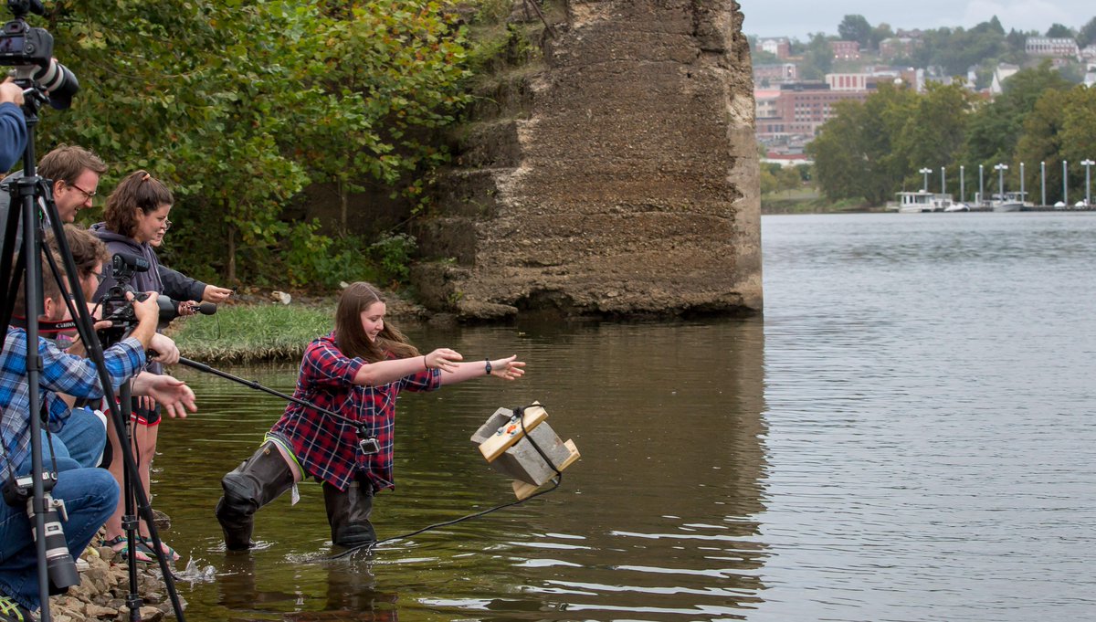 West_VirJillian's tweet image. @wvumediacollege #WVUStreamLab deployment :))