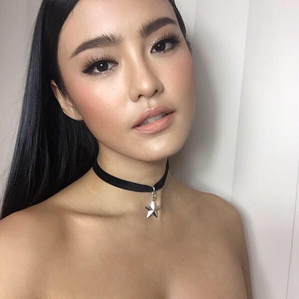 Asian Beauties 98