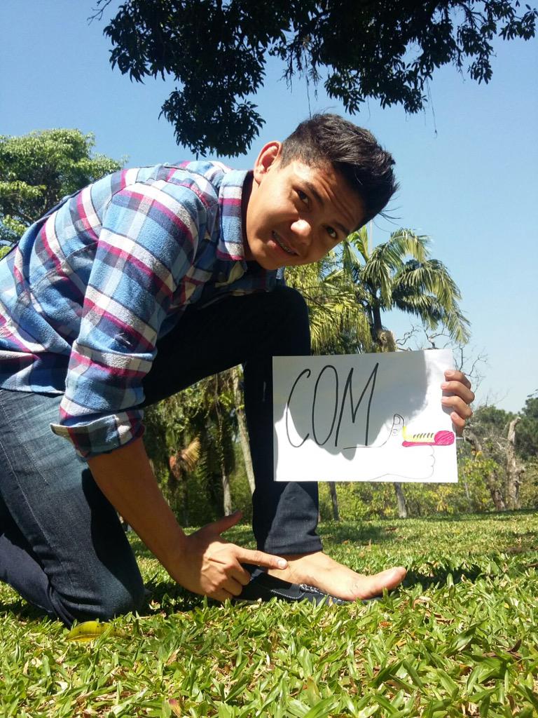 SrYoure's tweet photo. "Ser descartado não me torna descartável !"
Estamos juntos, @odailson_ucb !
#QuemNuncaPraSempre
#NoFilter
#41
#SQSim http://t.co/NvvAklPHLi