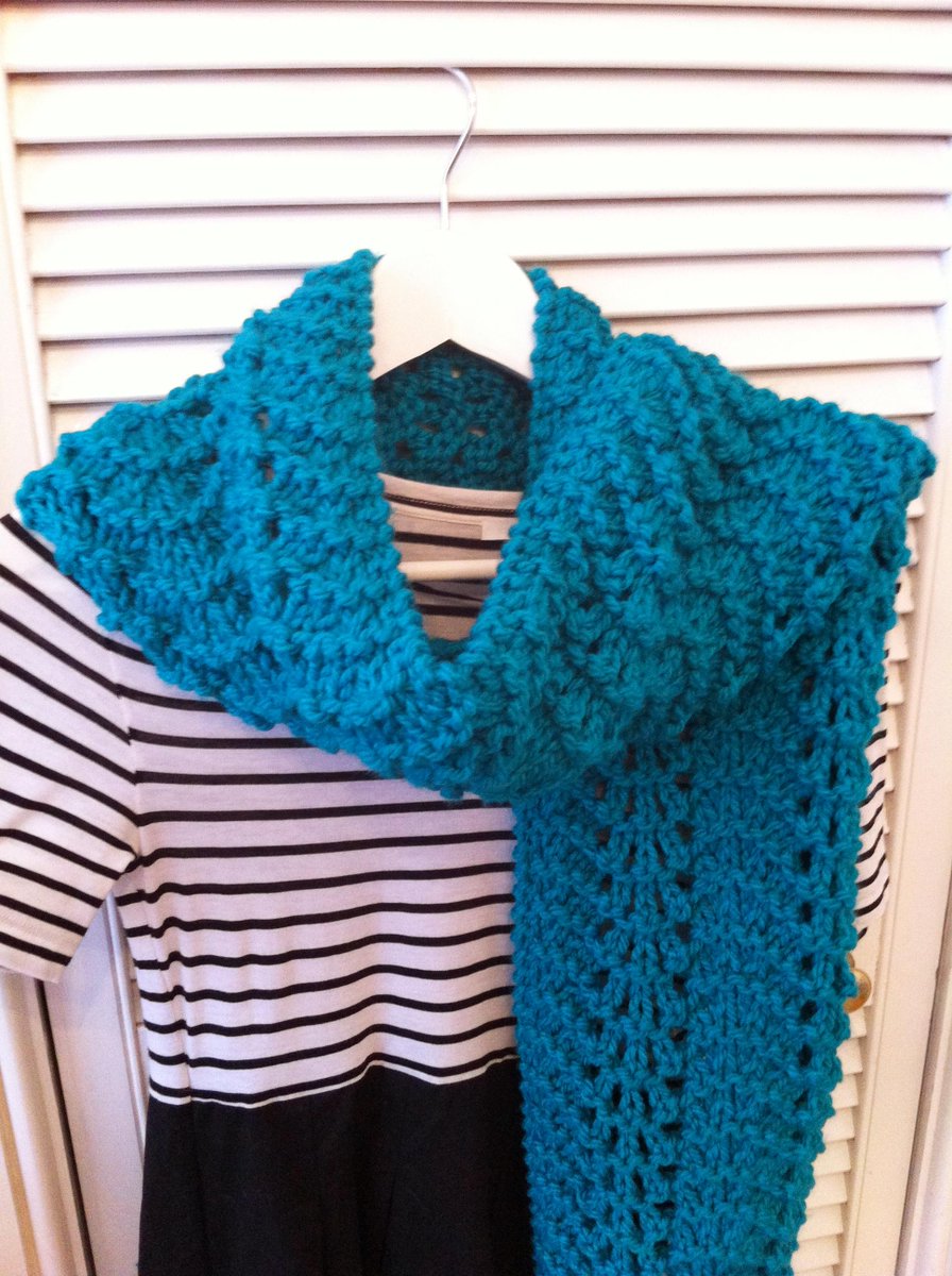 tpinksheep's tweet image. Green Chunky Lace Scarf by TickledPinkSheep etsy.com/uk/listing/120… #Autumn #Winter #Knitting #Etsy