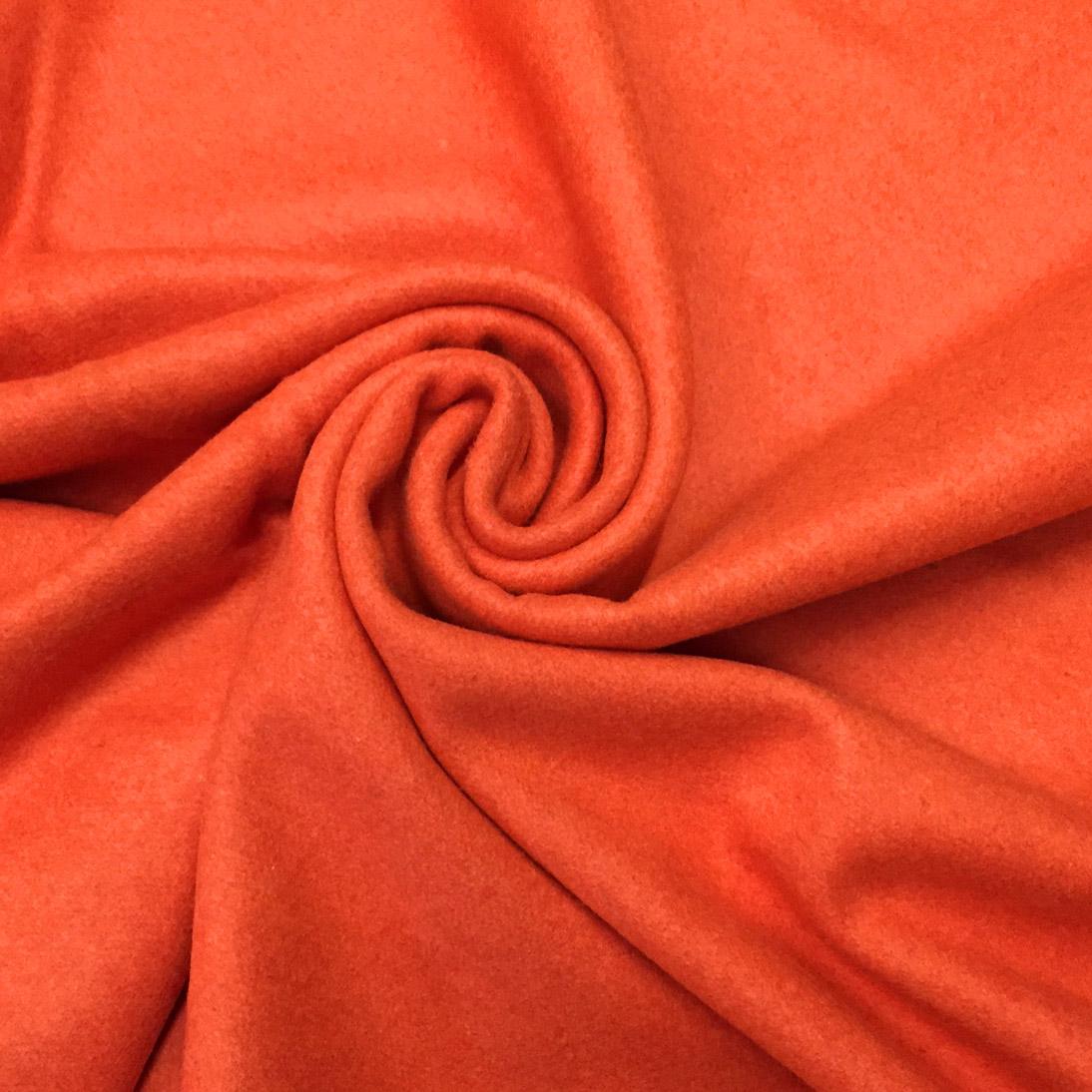TissusPapi's tweet photo. Un nouveau drap de laine est arrivé : l'orange ! http://t.co/rewVfqQyR1 #tissus #lainage #laine http://t.co/FiyYDO2zd0