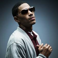 Happy birthday to Bone Thugs member Layzie Bone who turns 41 years old today 
