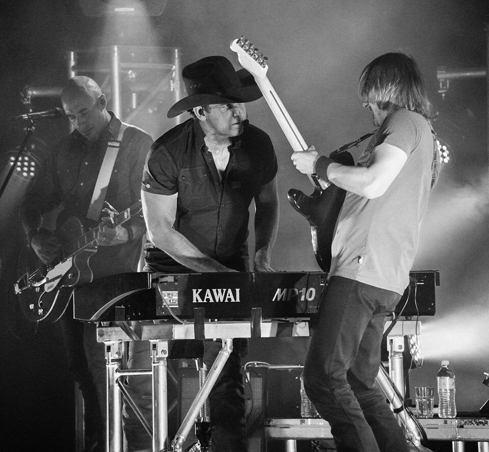 TASSIE this weekend we bring the Songs and The Stories Tour home! <a href="/christielambmus/">Christie Lamb</a> <a href="/leekernaghan/">Lee Kernaghan</a> #ThatKindaTour