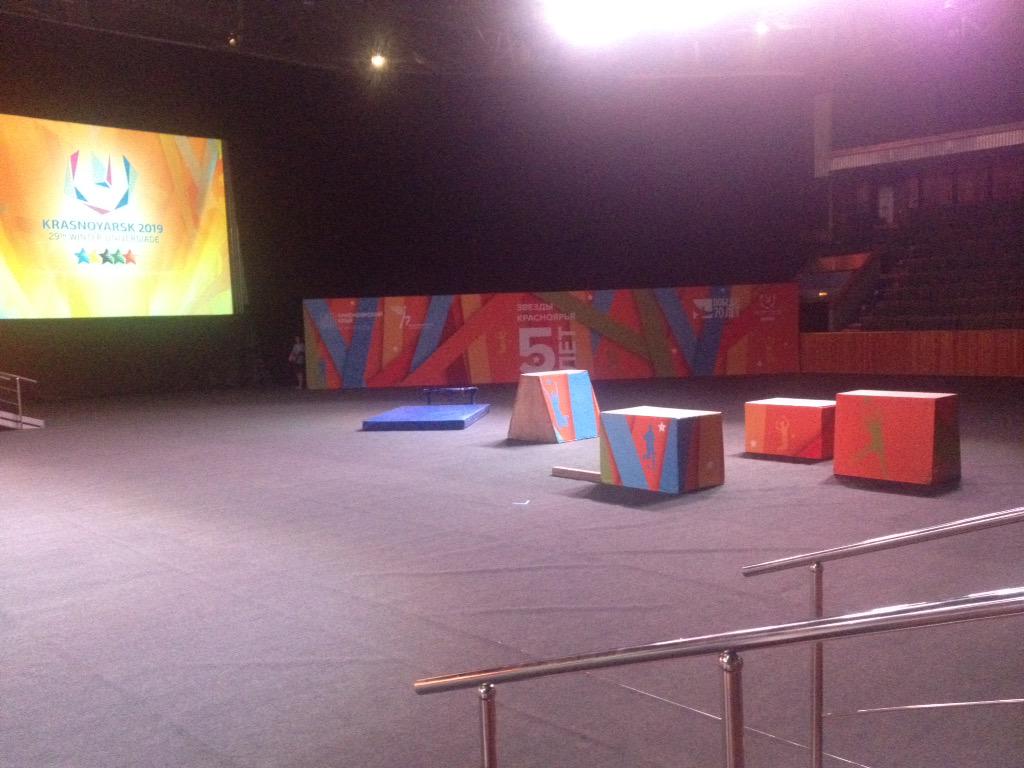 ksu_kra's tweet photo. Песня та же, исполняем мы же #maxmotion http://t.co/NVZlpWDV6M