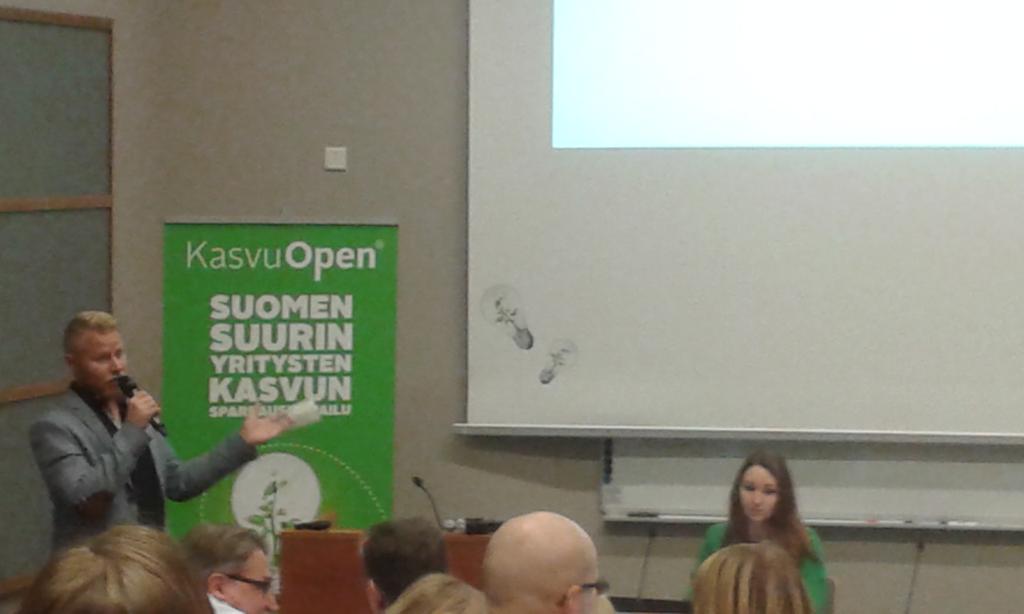 MajaTerning's tweet photo. Yess! Vad bra @LauriSalovaara pitching at #ko2015 http://t.co/ohSC3EwjSh