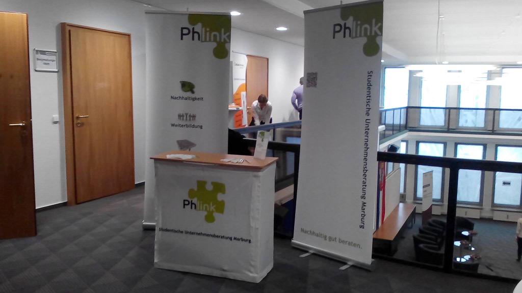 PhlinkeV's tweet photo. Wir sind für die WUM Marburg bereit! Seid ihr es auch? #business #wum #Marburg #uni #DHDL http://t.co/TbiJYwyG0v