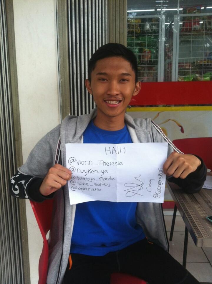 Ini sign nya ya maaf lama. Udah kasep kok walaupun lagi sakit,btw gws kak <a href="/aldiecacing/">Anggini Nur Asia</a> makasih yg udh ikut kuis💕