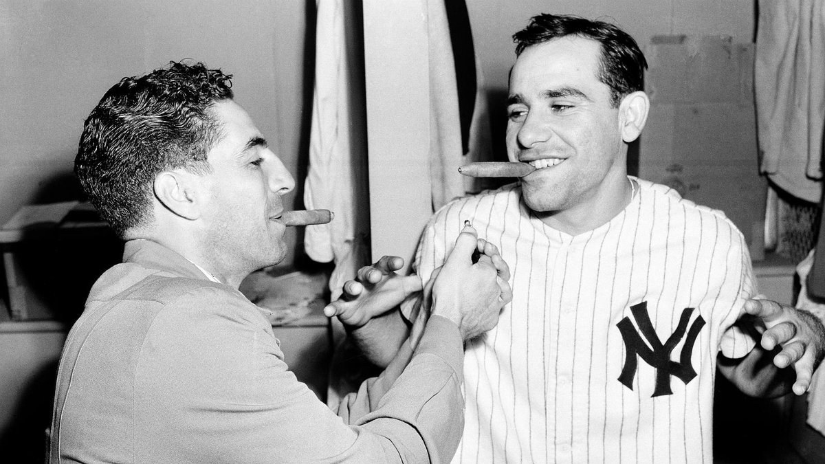 CTVNews's tweet photo. Breaking: New York Yankees Hall of Fame catcher Yogi Berra has died at the age of 90 http://t.co/iR6H9hI37b