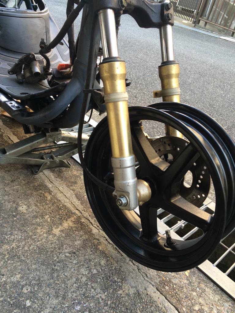 ライブDIO x V125にストマジホイールかり取り付け完了‼️ しぶっ💨