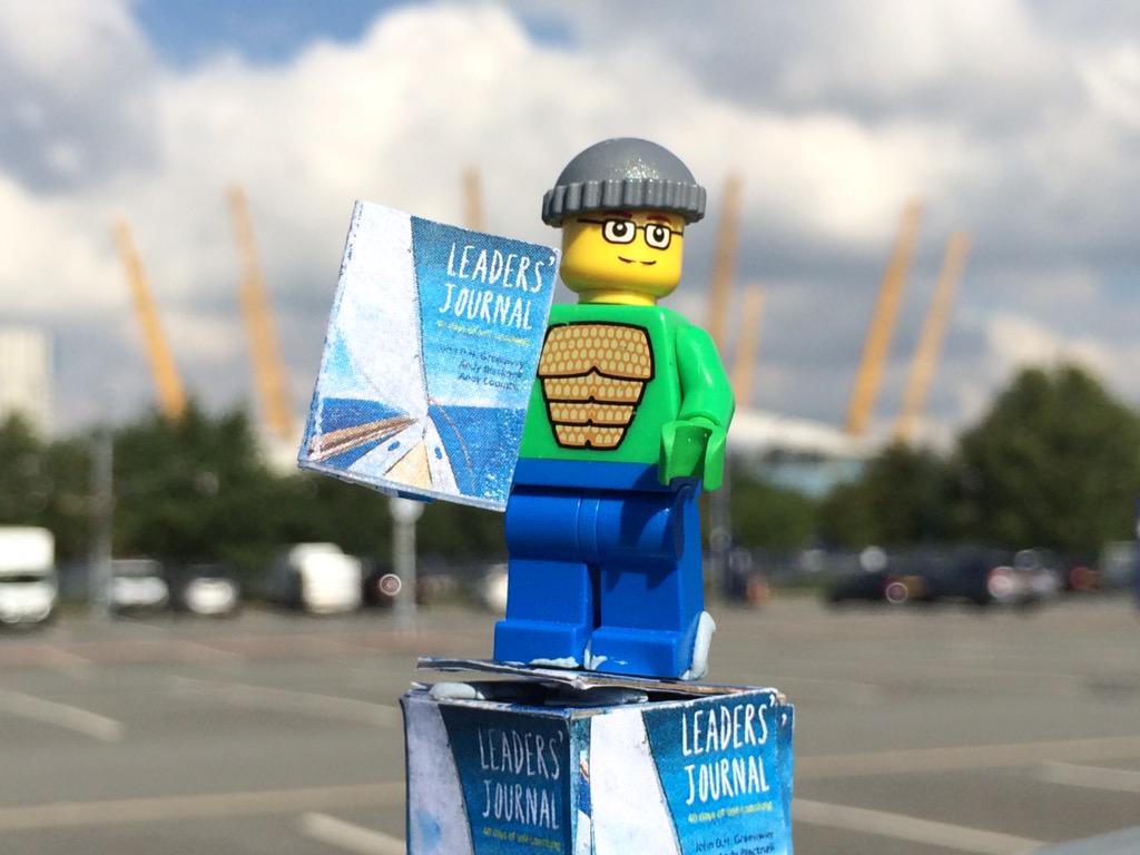 LeadersMap's tweet photo. #Bono (or is it #theedge ?) suggests #theO2 for #leadersjournal  launch ... watdyuthink? @Claire http://t.co/H07uhkm8Q0
