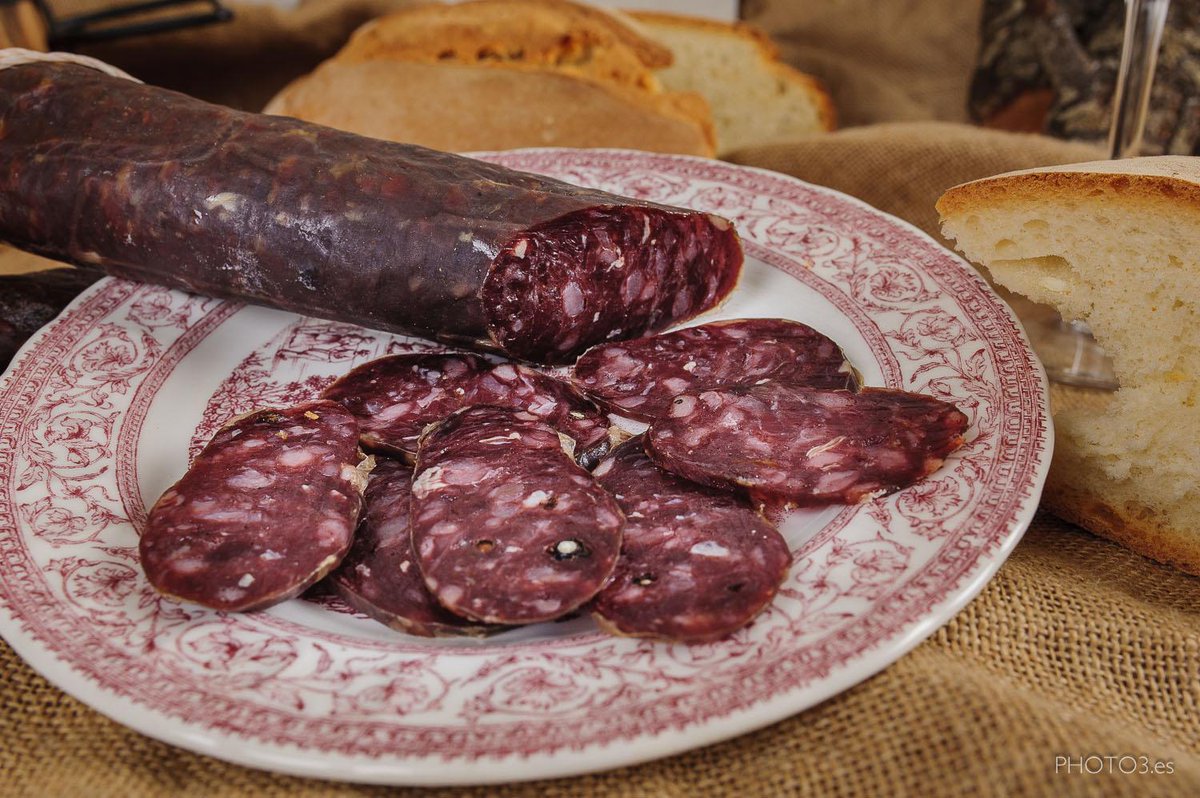 Paladeame's tweet photo. Embutidos artesanos, ecológicos,… Ricos, ricos ¿Dónde? En @Paladeame http://t.co/O8xVPtYsGW #Longaniza #Queso #Jamón http://t.co/sMM1fxPmSk
