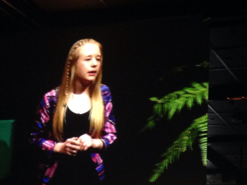 LynneMaher1's tweet photo. Hannah Hudson- omg! Year 11 student who is working to solve global problems. She is our future! #APACForum http://t.co/HA2hmBWHTT