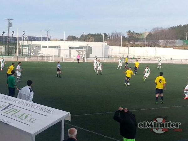 ElMinuter's tweet photo. CE Alberic Promeses 6-1 UD Canals B
El Alberic Promeses empieza con buen pie ante su afición http://t.co/Ifq0KZ53e7 http://t.co/d6rrxD2h7R
