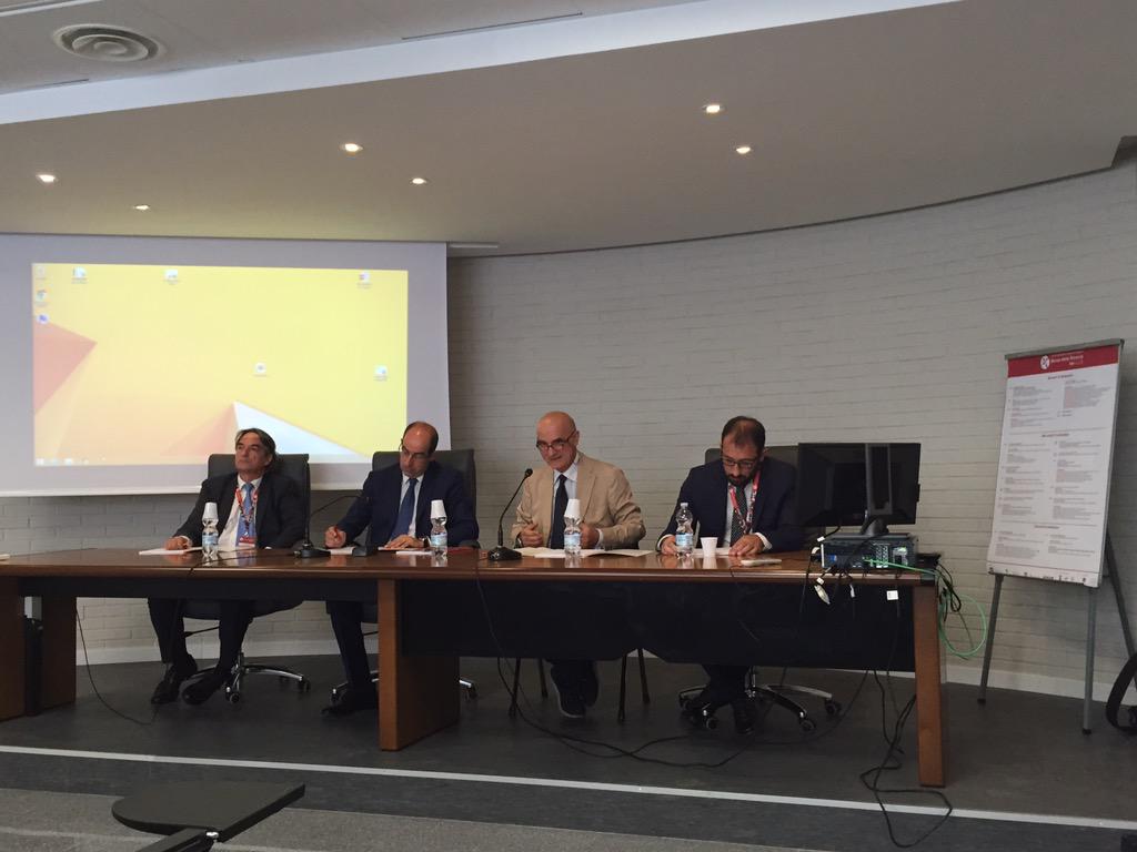 LISAlab_'s tweet photo. Finanza e università: come collaborar? Confronto durante #borsadellaricerca #forsud #borsaforsud http://t.co/NCezmn4XBC
