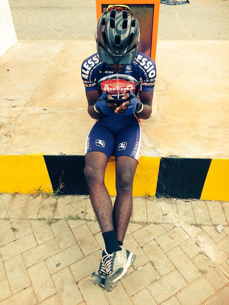 wanlov's tweet photo. He's riding 4m Taadi 2 Ho raising moni 4 #cleftlips 🚵🏿 Just did Dzorwulu 2 toll booth w #ReubenRides ffw @RGBekoe http://t.co/T0y2h5Gd8n
