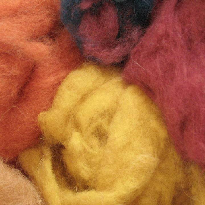 libera_sicilia's tweet photo. "Bisogna surfare sul caos. Prendete le onde e fregatevene" Ninni Fussone di @sociallymadein a #giàsicilia http://t.co/hTHyEmLGuI