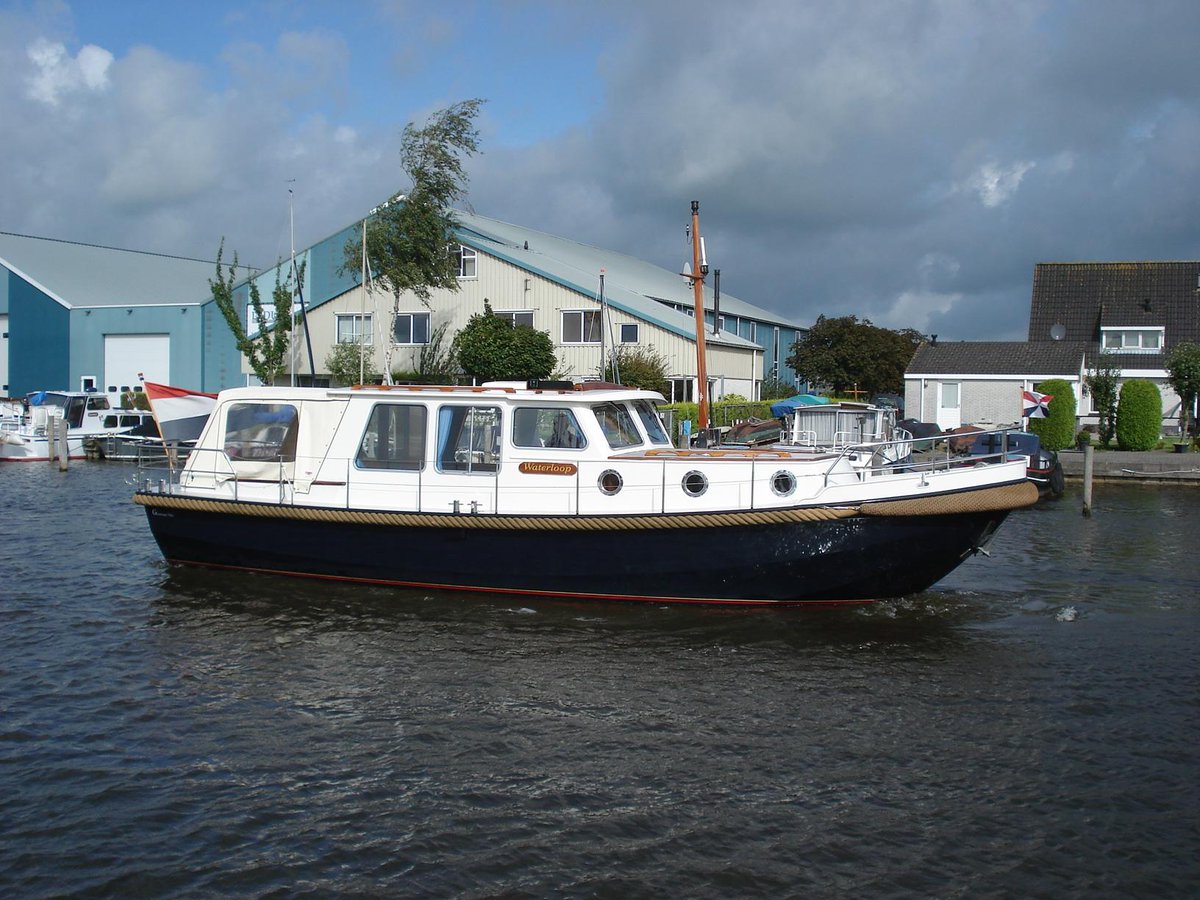 grouwstervlet's tweet photo. Grouwstervlet 9.70 met bouwnummer 37 en Grouwstervlet 11.00 met bouwnummer 65 verkocht!! http://t.co/hp2K72Ljvw