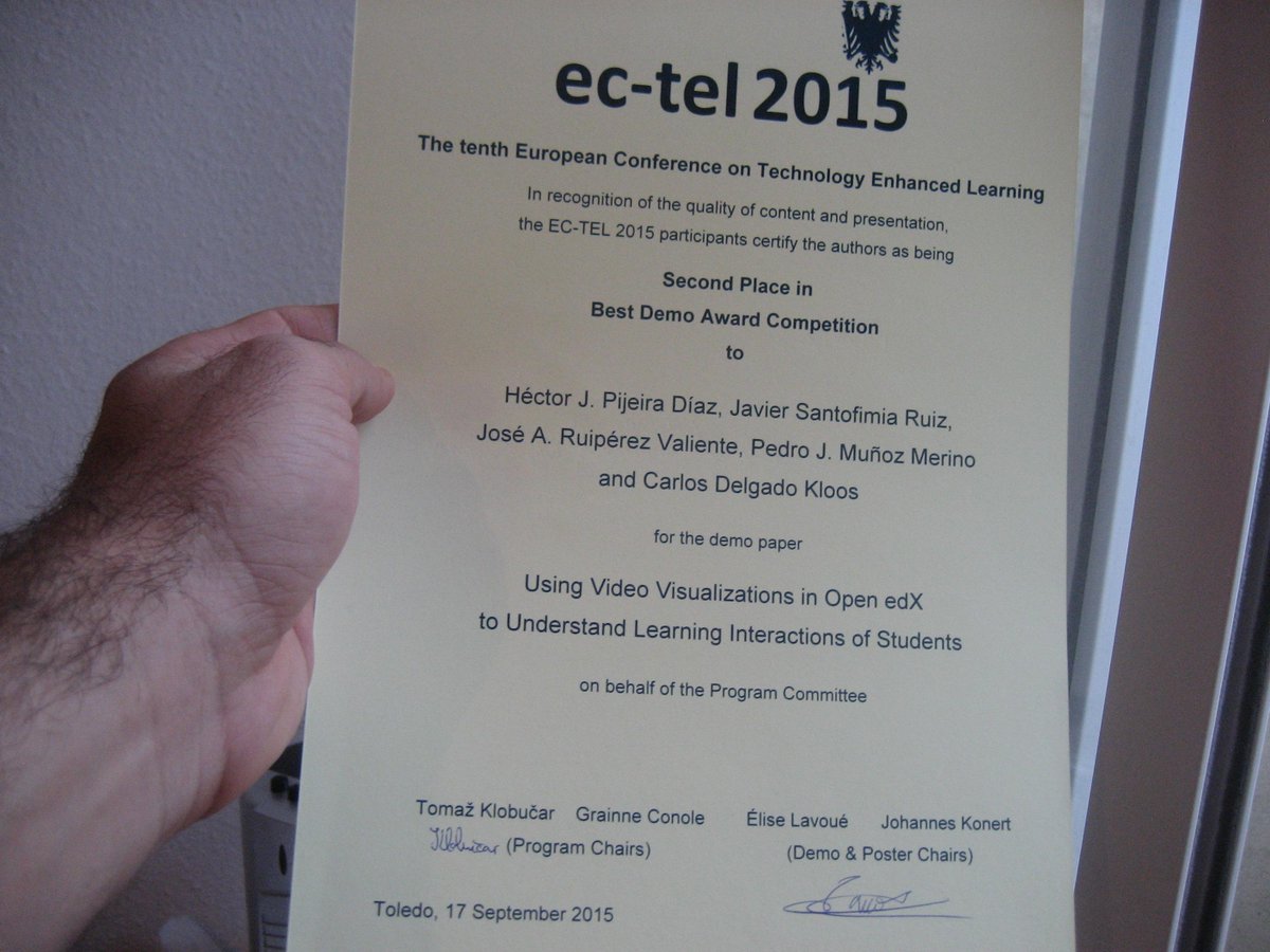 pedmume's tweet photo. Happy we got the 2nd place inthe Best Demo Award at #ectel2015 with @cdkloos @joseruiperez_es @hjpijeira&amp;J.Santofimia http://t.co/jiPLETLeGC