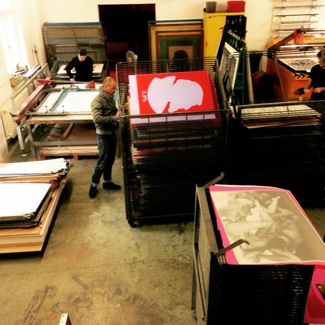 slanted_blog's tweet photo. #PosterRex with #MirkoBorsche at Ahrens Siebdruck in Munich.
#slanted #slantedmagazine #s… http://t.co/QoY1uEMkca http://t.co/XUOYG41Pf1