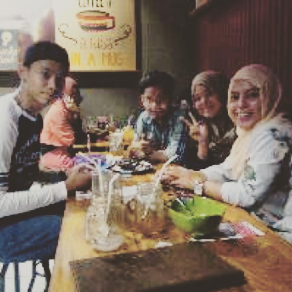 hangout upnormalserang #zonalezat #upnormal #upnormalserang #serang #banten #kulinerserang #kulinerserangbanten