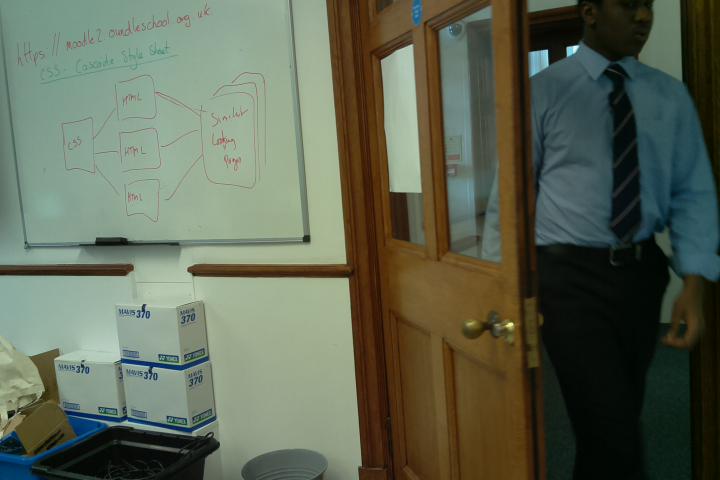 TweeterbotOundle tweet media