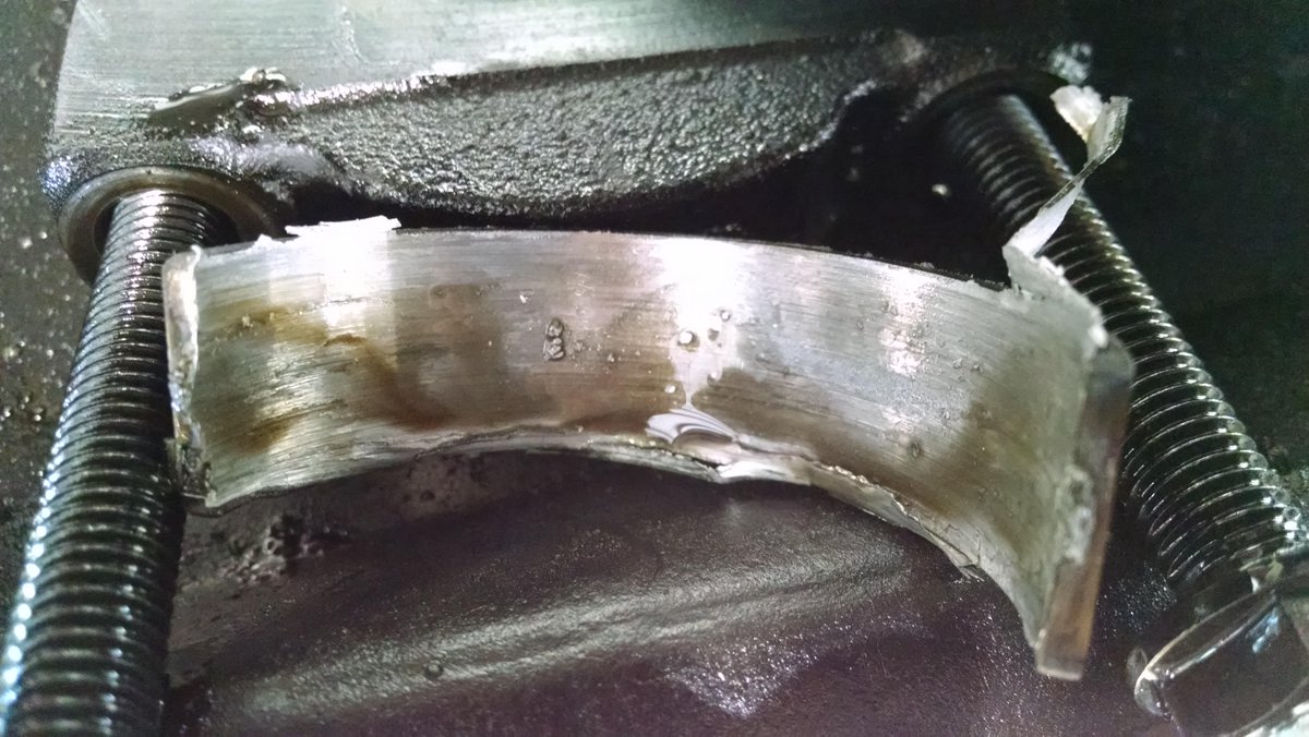 CraigsCarCareTX's tweet image. Is your #oilchange due today? #enginedamage