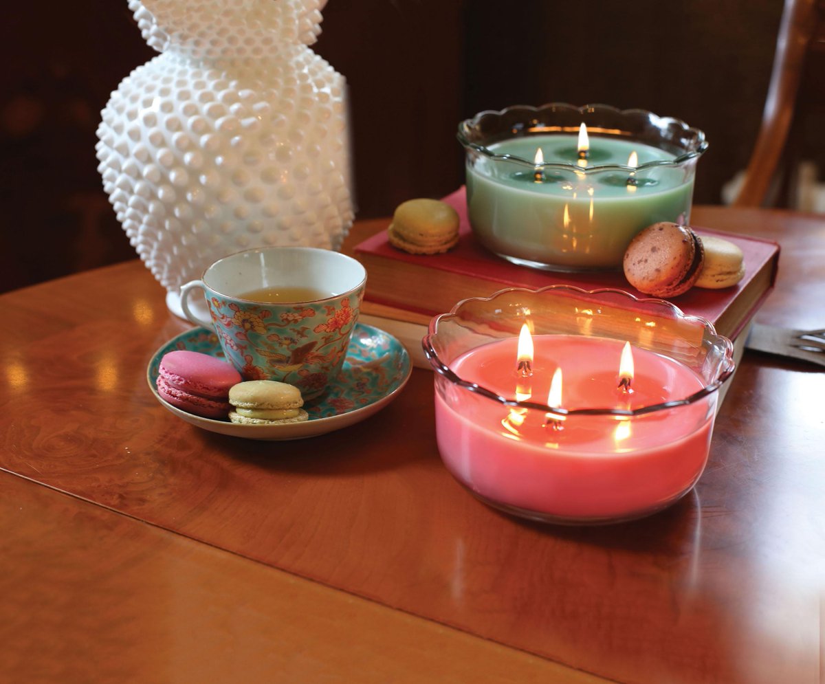 ICDCollections's tweet image. On adore les bougies @WoodWickCandles.Crépitement, cire soja,forme élégante... bit.ly/1JoYb2A