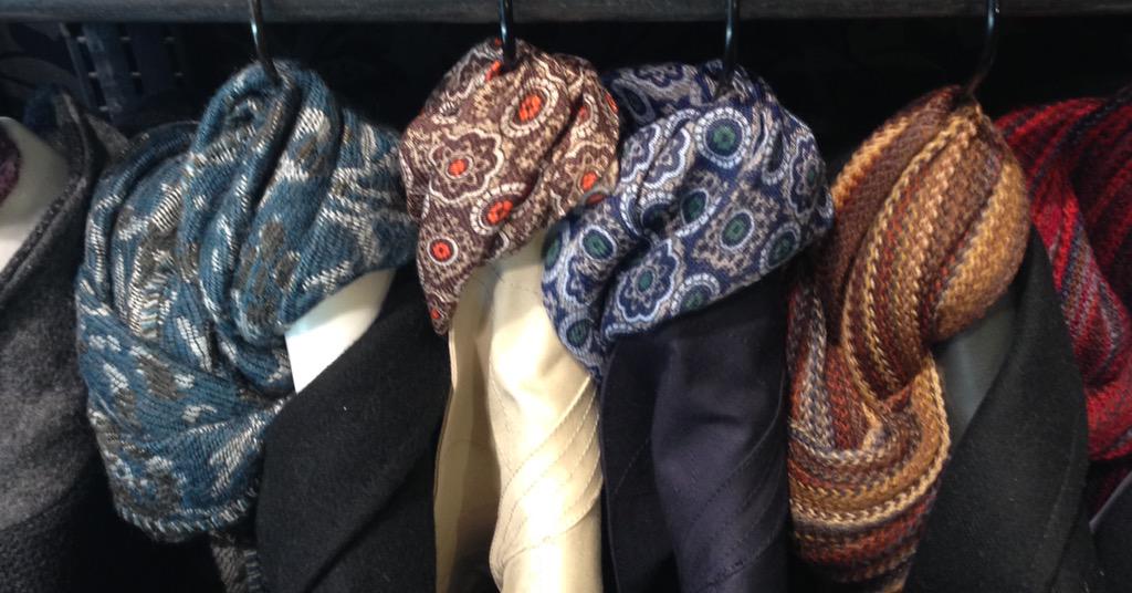 HeroesRichmond's tweet photo. It's officially autumn time to get out the #scarves #nickbronson #madeinitaly #wrapupwarm http://t.co/vgYDq98dBI