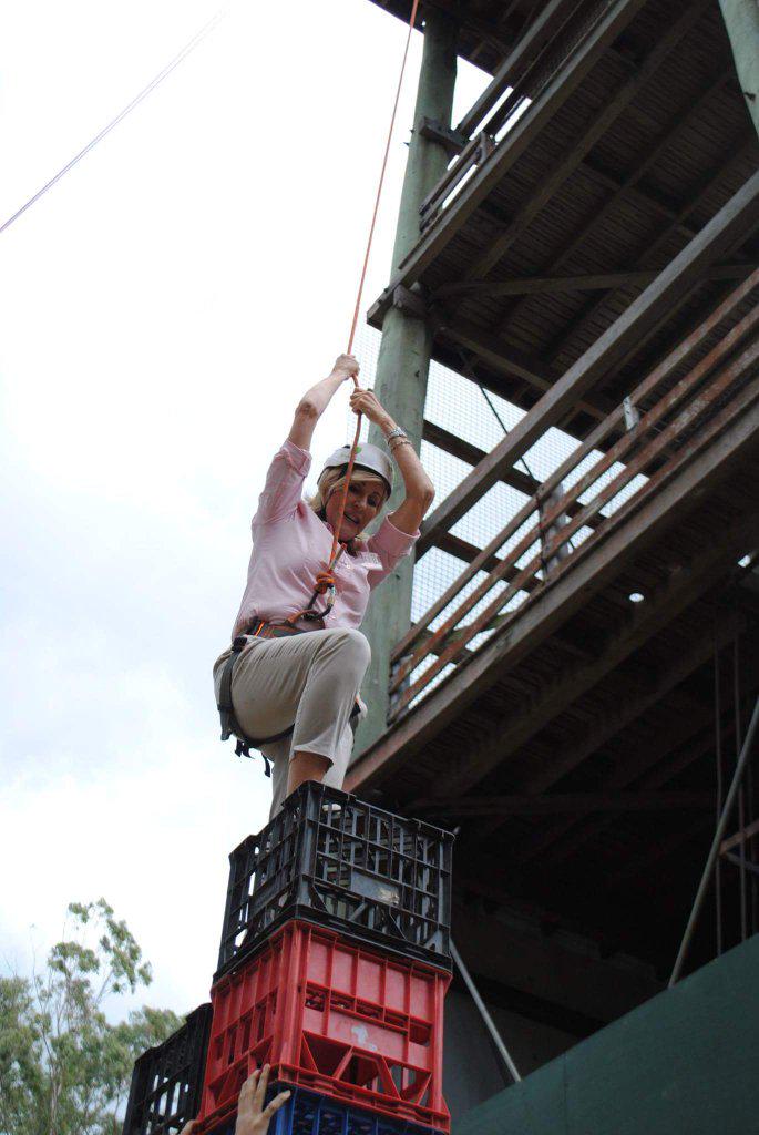 Agoonoree Twitter Search