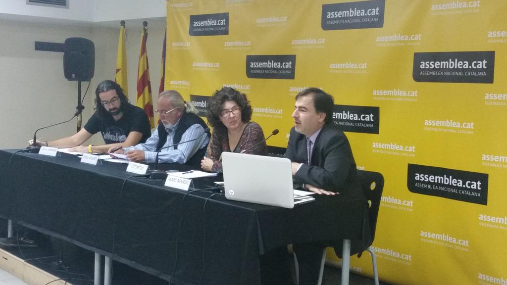 Drets representarem legalment i sense cost per a ells els catalans a l'exterior que s'han quedat sense votar